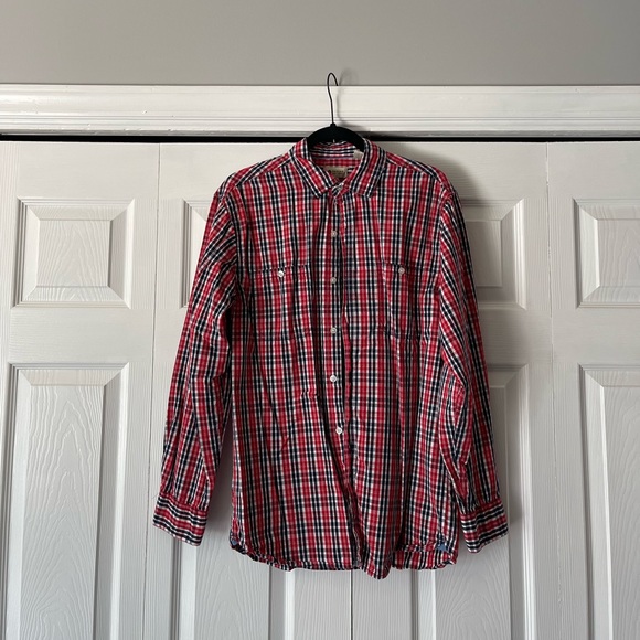 Men’s Button Up - Picture 2 of 4